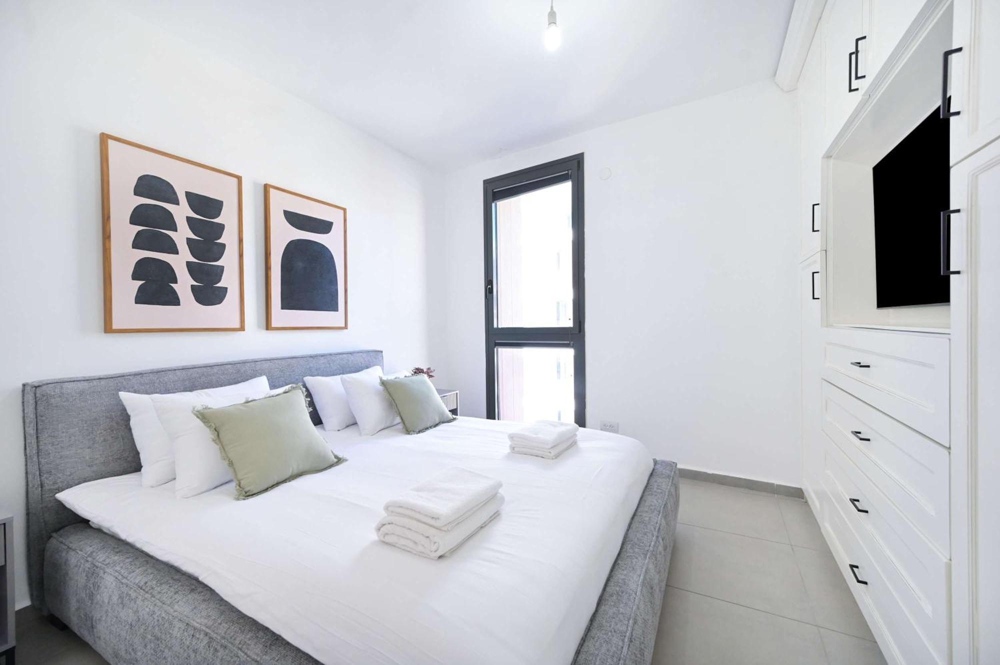 Chic & High Florentine 1br By Holyguest Tel Aviv
